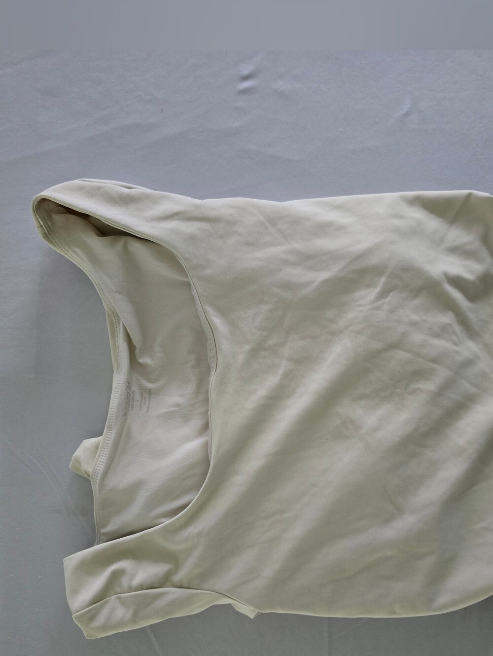 Old Navy Active Power Soft Light Support Cropped Long Sleeve Size Large